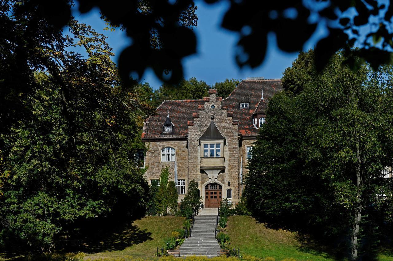 Schlosshotel Villa Westerberge アッシャースレーベン エクステリア 写真