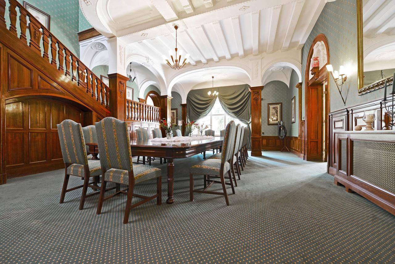 Schlosshotel Villa Westerberge アッシャースレーベン エクステリア 写真