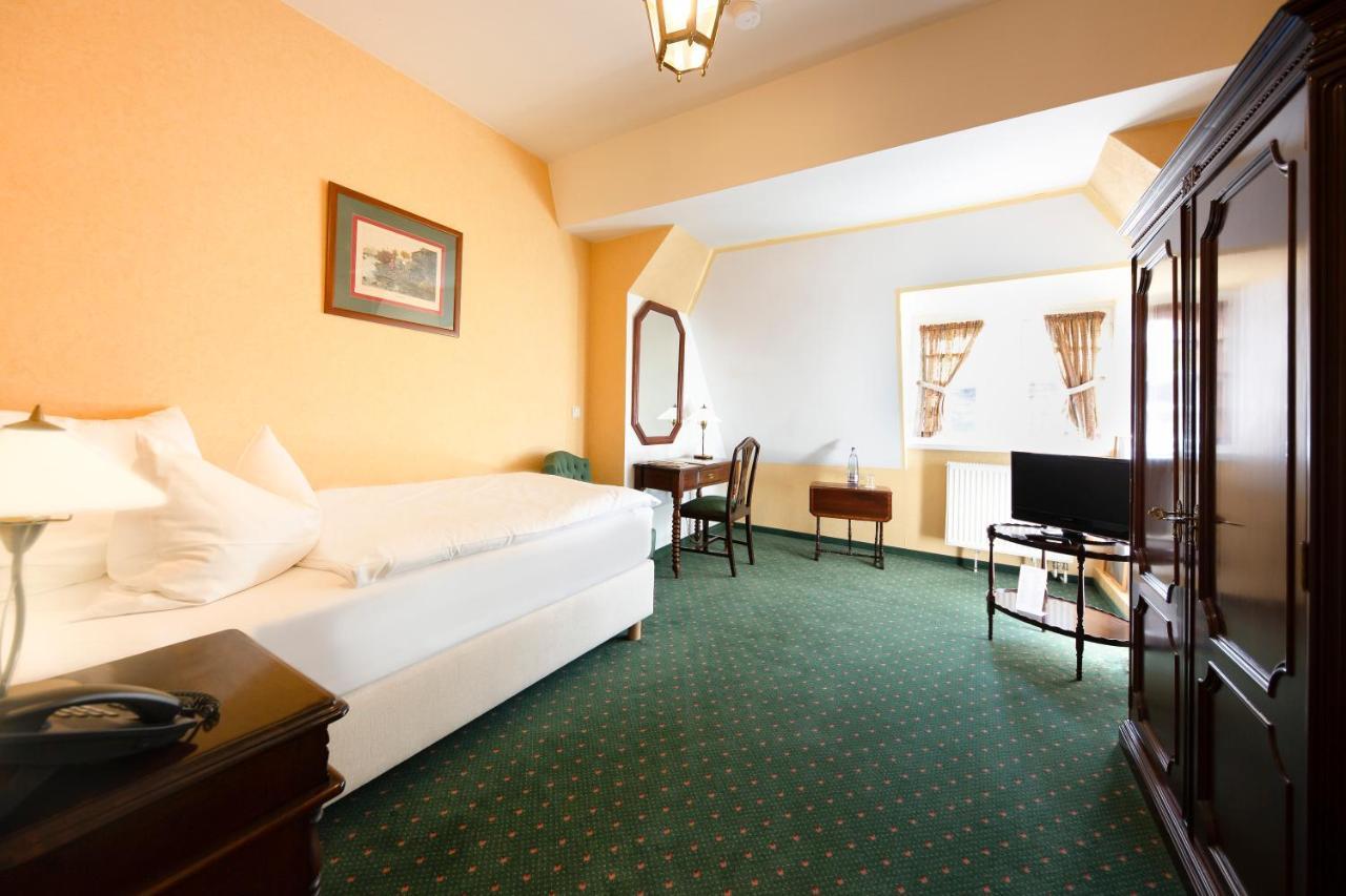 Schlosshotel Villa Westerberge アッシャースレーベン エクステリア 写真